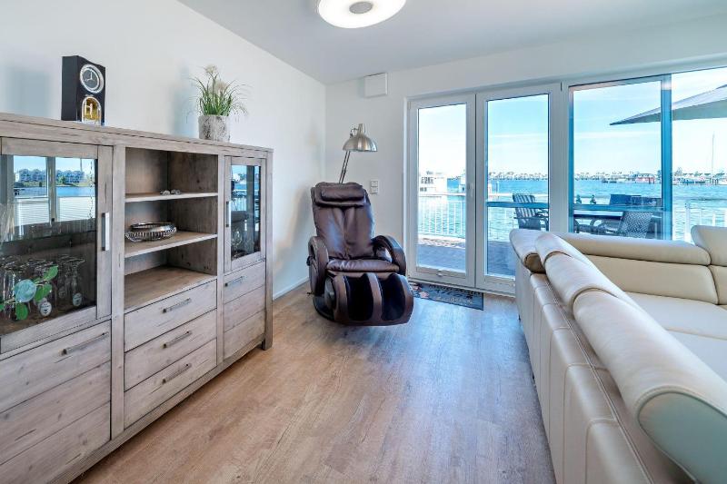 Schleivilla-Ahoi-by-Seeblick-Ferien-ORO-3-SZ-Sauna-Wasserlage - image 40