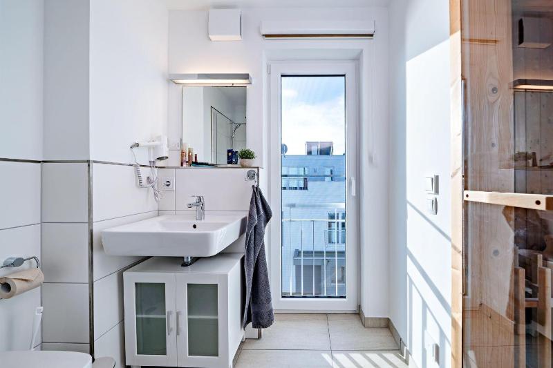 Schleivilla-Ahoi-by-Seeblick-Ferien-ORO-3-SZ-Sauna-Wasserlage - image 19