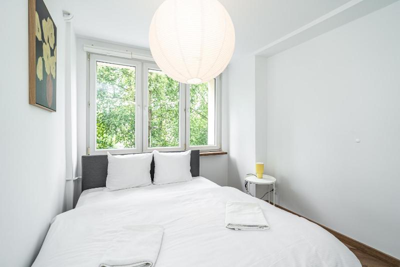 RentPlanet - Apartament Korfantego - image 17
