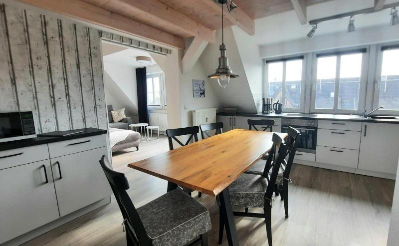 Haus-El-Mar-Wohnung-C-Loft-am-Kai - image 9