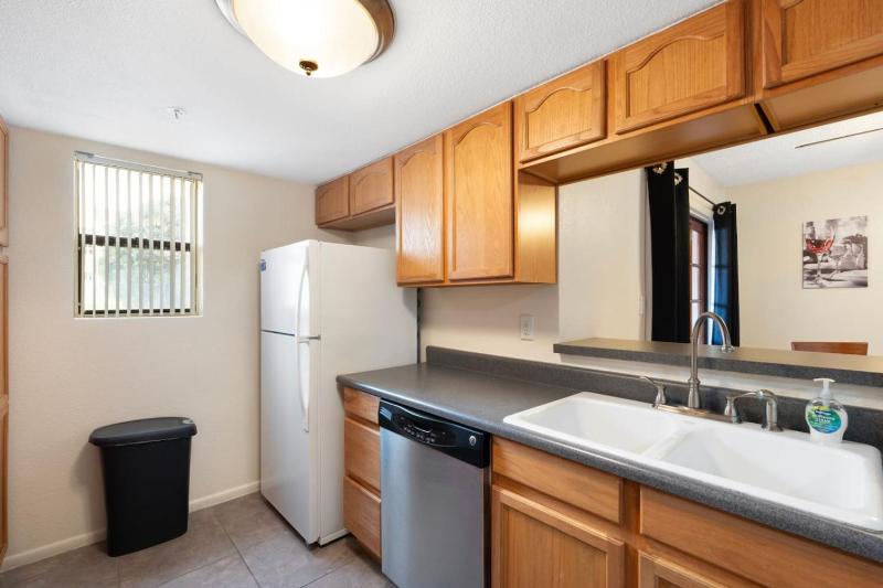 Sunny Scottsdale 1BR - image 10