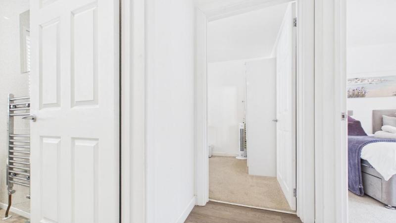 Charlton Mews - 2 Bedroom Apartment - Tenby - image 3