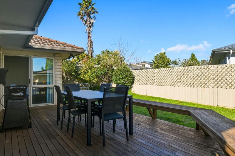 25A Hideaway - 3 Bed 2 Bath with Deck & BBQ - image 10