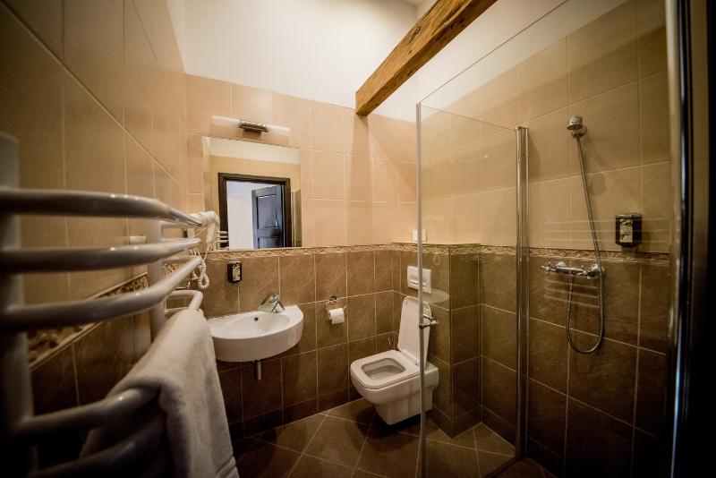 Deluxe Double Room (2 Adults + 1 Child) image 1