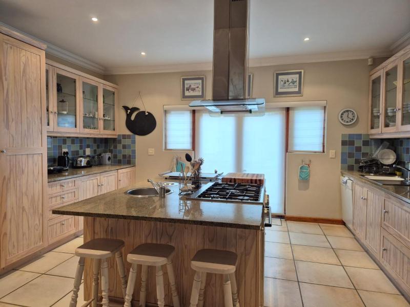 Olive Cottage - image 11