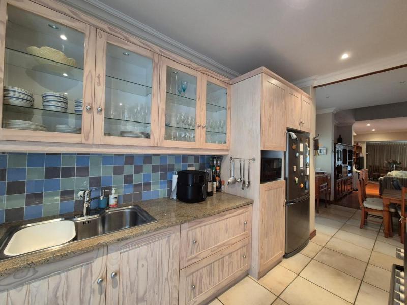 Olive Cottage - image 8