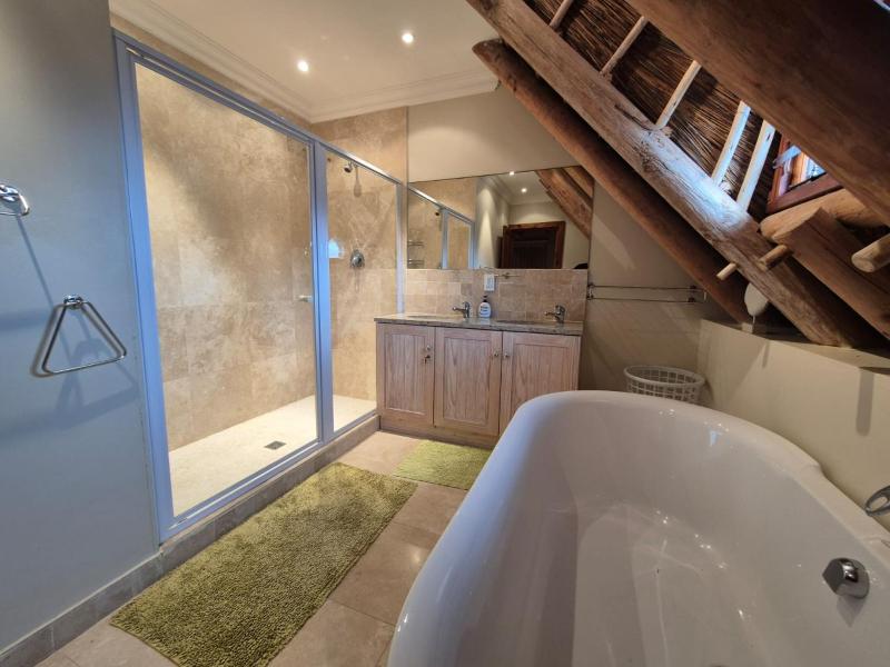 Olive Cottage - image 15