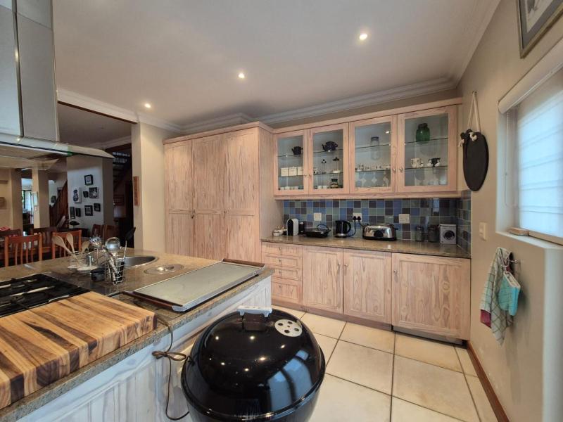 Olive Cottage - image 9