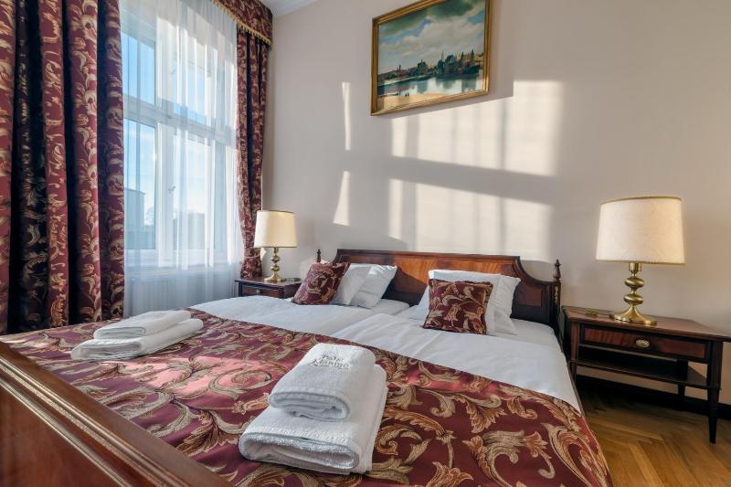 Deluxe Double Room (2 Adults + 1 Child) image 4