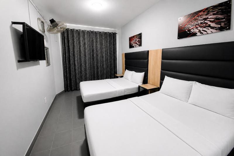 Hotel Metro Lodge Beach - image 9