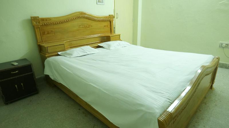 Hotel Imperial Garden - image 7