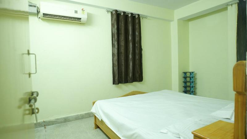 Hotel Imperial Garden - image 10