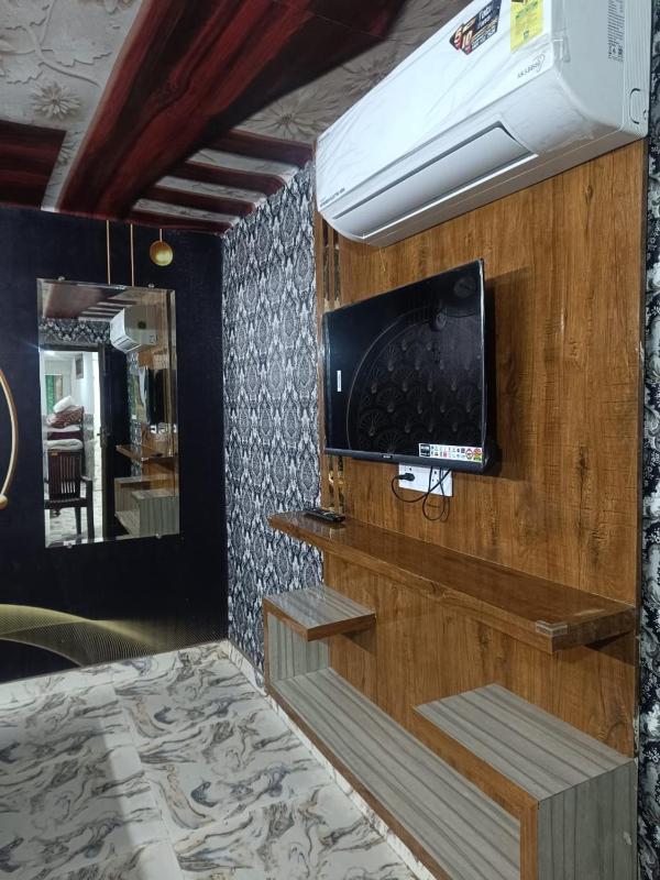 Tejas Dream homestay near golden temple - image 13