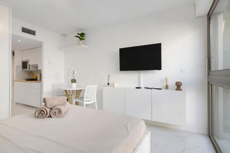 Cosy and Central - image 15