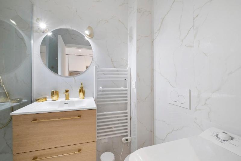 Cosy and Central - image 2