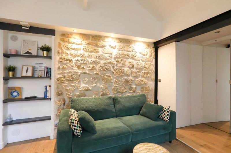 Charming studio in the 17th ideal for 2 - image 11