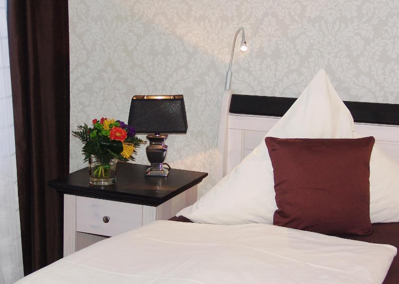 Hotel Garni Landhaus Uttum - image 18
