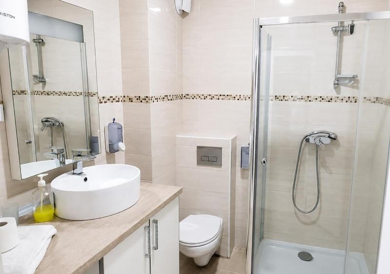 Pine Hill Apartments - image 7