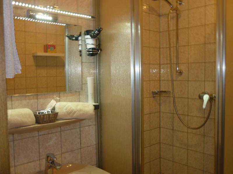 Double Room with Balcony Nr. 5 image 2