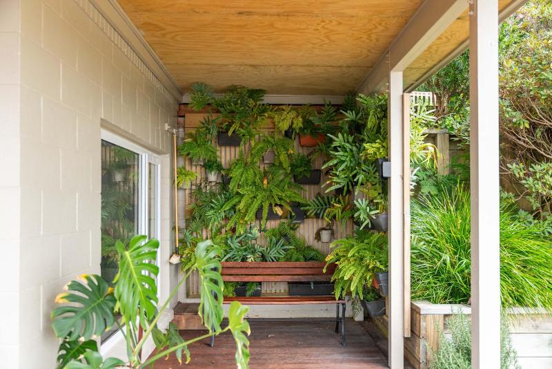 Lakeside Lookout - Acacia Bay Holiday Home - image 28