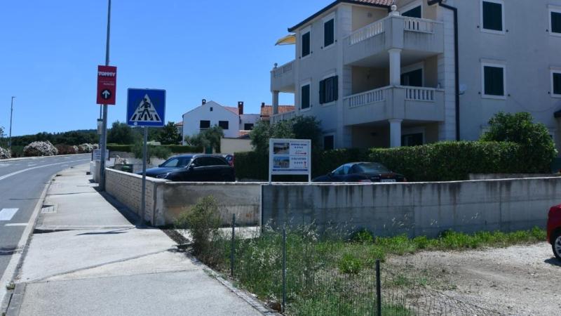 Seaside apartments with a swimming pool Supetar Brac - 11360 - image 25