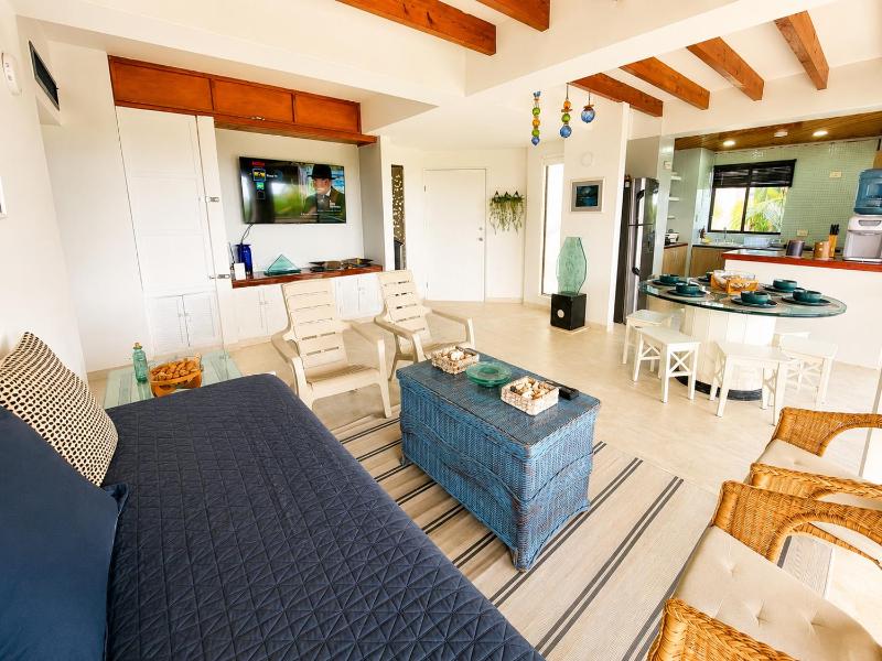 Apartamento en San Andres frente al mar con balcon - image 24