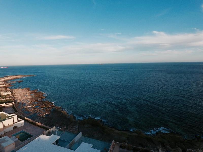 Apartment with Sea View image 2