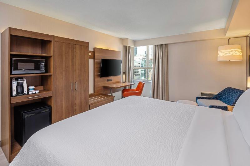 Holiday Inn Express Toronto Downtown By IHG - image 15