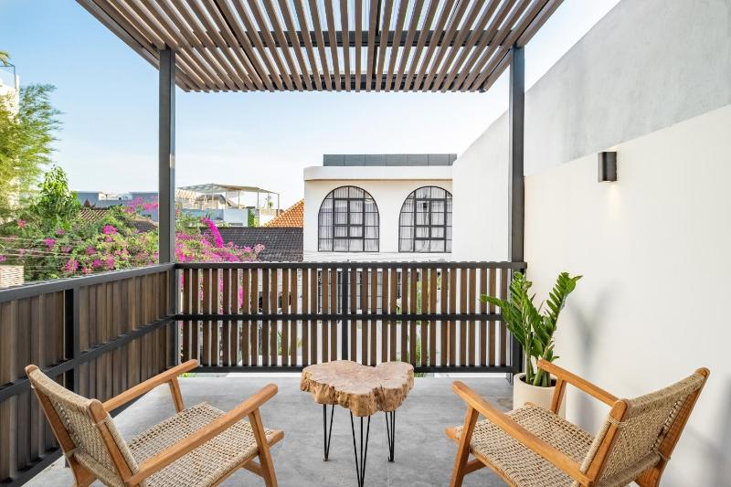 Contemporary 2 bdr villa - Central location ! - image 15