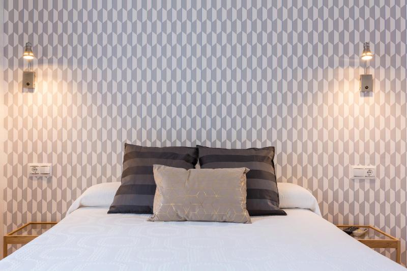 Double Room image 2