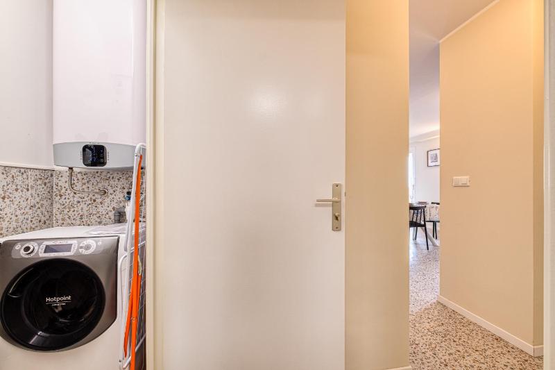 Rives d'Azur Apt with Sea View Terrace - Happy Rentals - image 16