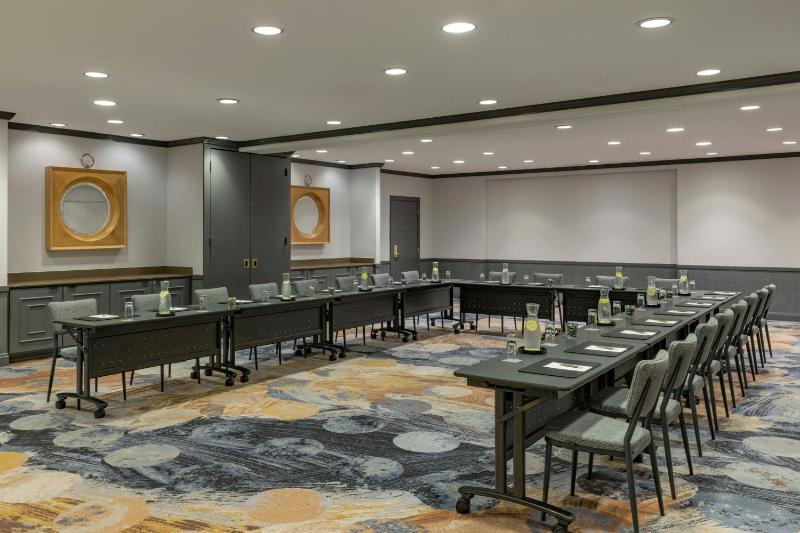 Sheraton Boston Hotel - image 12