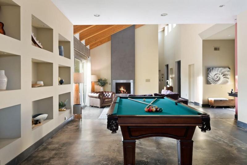 Haveli - 4BR Scottsdale Escape with Pool and Games - image 11