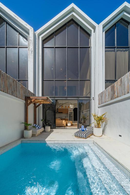 Garita - New Sleek 2BR Canggu Villa 10 Mins to Beach Life! - image 39