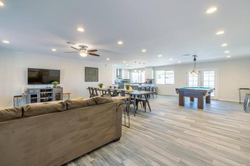 The Scottsdale Palms - image 21