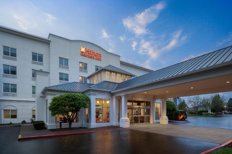 Hilton Garden Inn Portland Airport - image 20