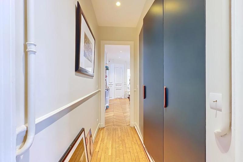 Beautiful family flat near Arc de Triomphe - image 2