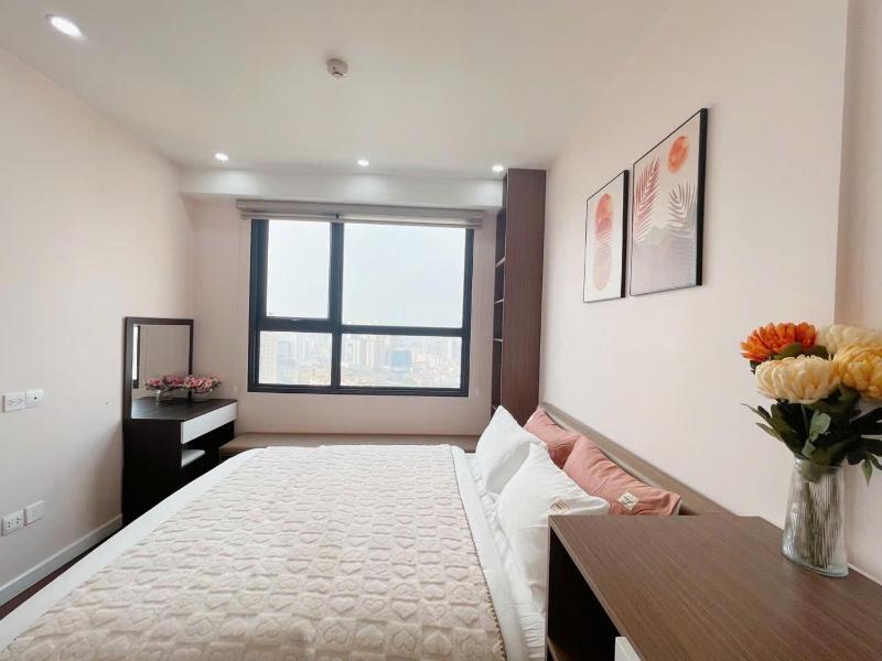 EVIS HOME - Vinhomes D'Capitale Luxury Serviced Apartment - image 4