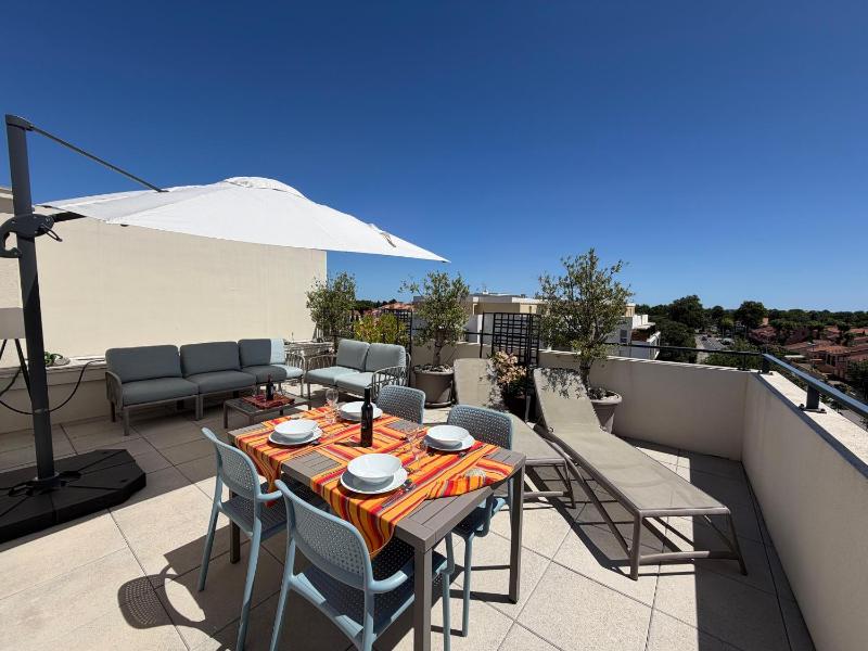 Appartement T3 avec grande terrasse et vue sur les Albères - FR-1-732-85 - image 1