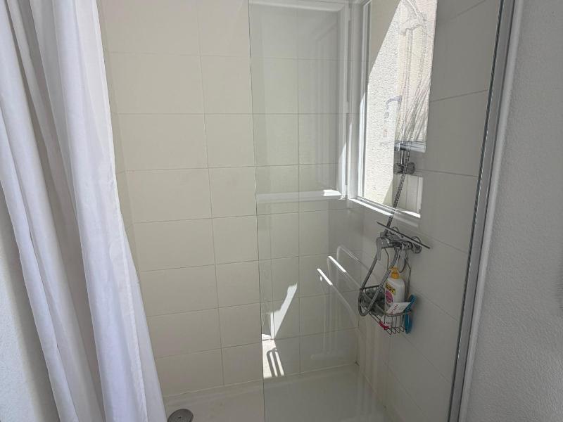 Appartement T3 avec grande terrasse et vue sur les Albères - FR-1-732-85 - image 20