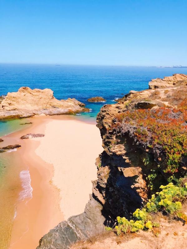 Charming House in Albufeira with Shared Pool - image 13