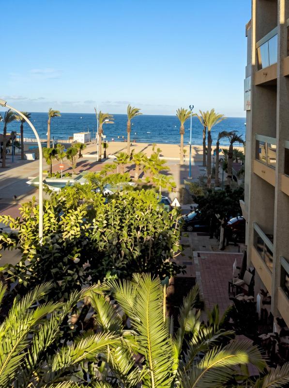 Appartement charmant à Saint-Cyprien avec vue sur la mer - 24m² - image 8