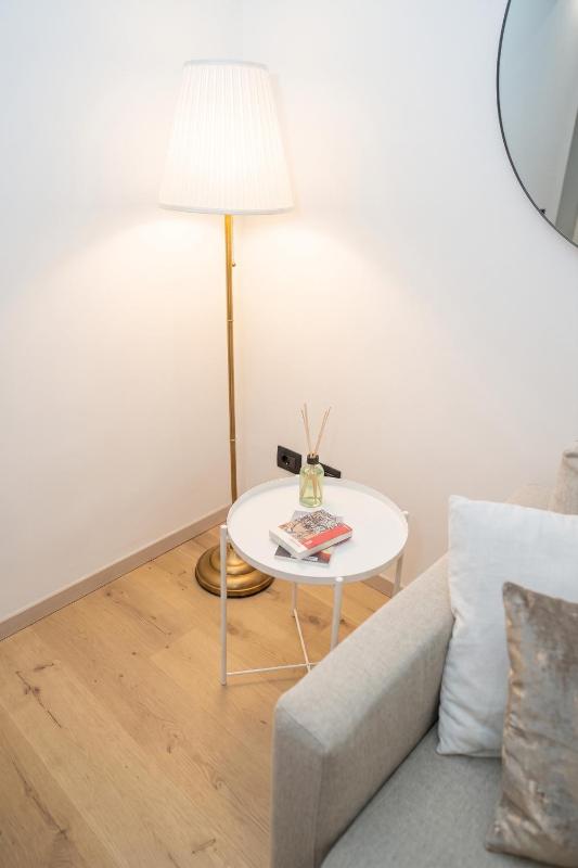 Cozy Apartment in Verona with Balcony and WiFi - image 14