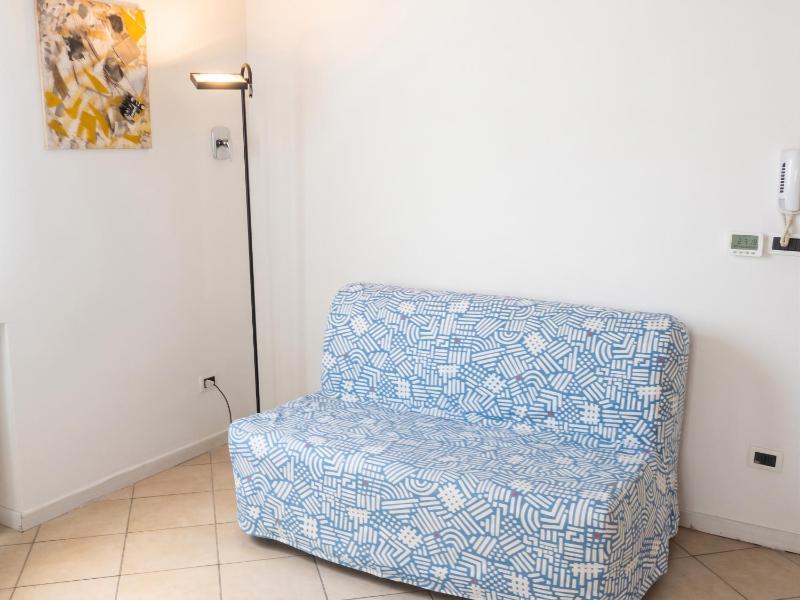 Cozy studio in Bologna of 45 m² with parking - image 5