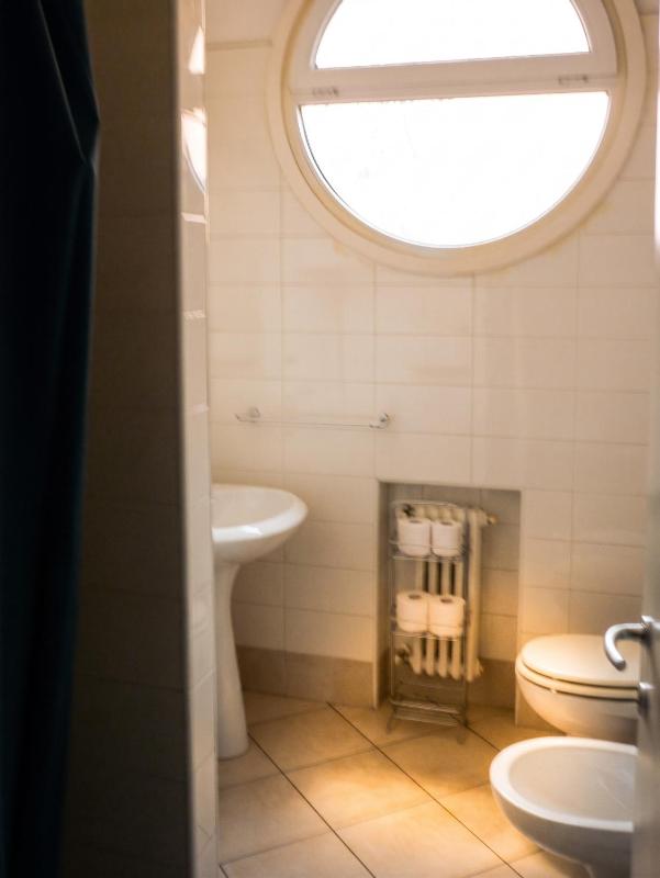 Cozy studio in Bologna of 45 m² with parking - image 2
