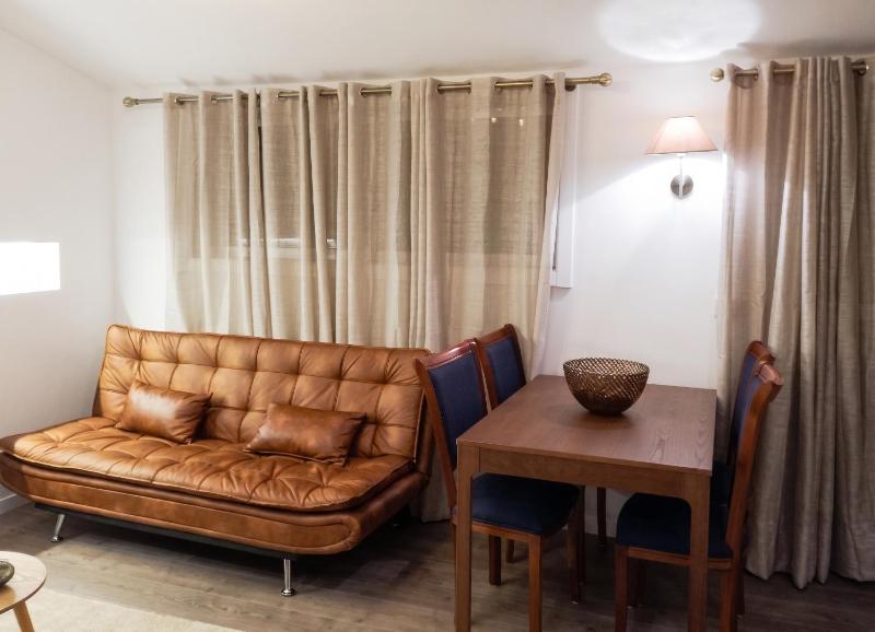 Modern Apartment Porto 100m² + Lake View - image 17