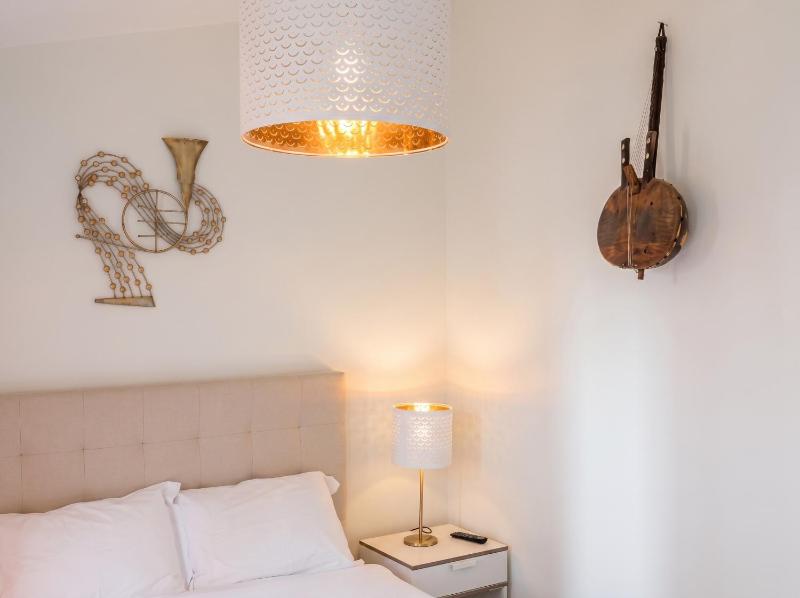 Modern Apartment Porto 100m² + Lake View - image 43