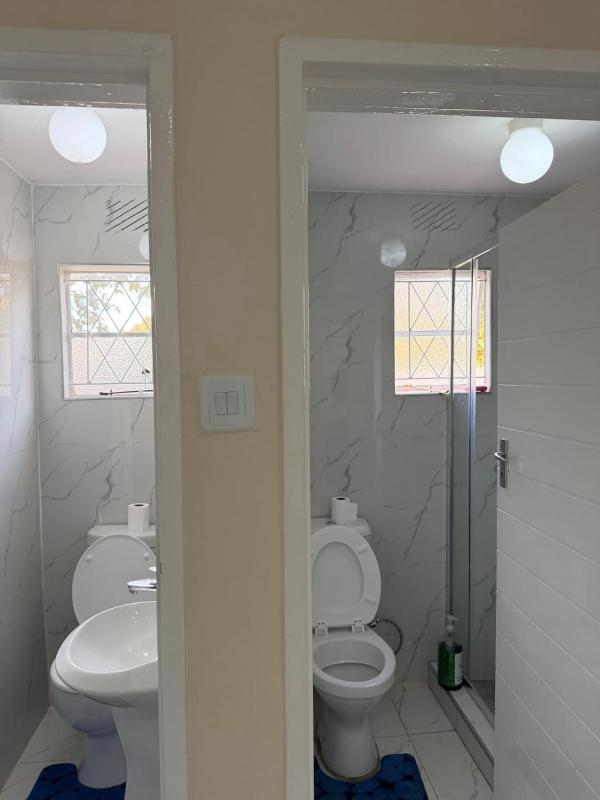 Selah House - image 13