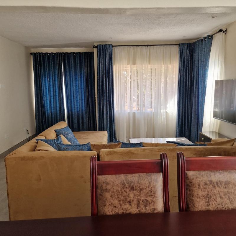 Selah House - image 6