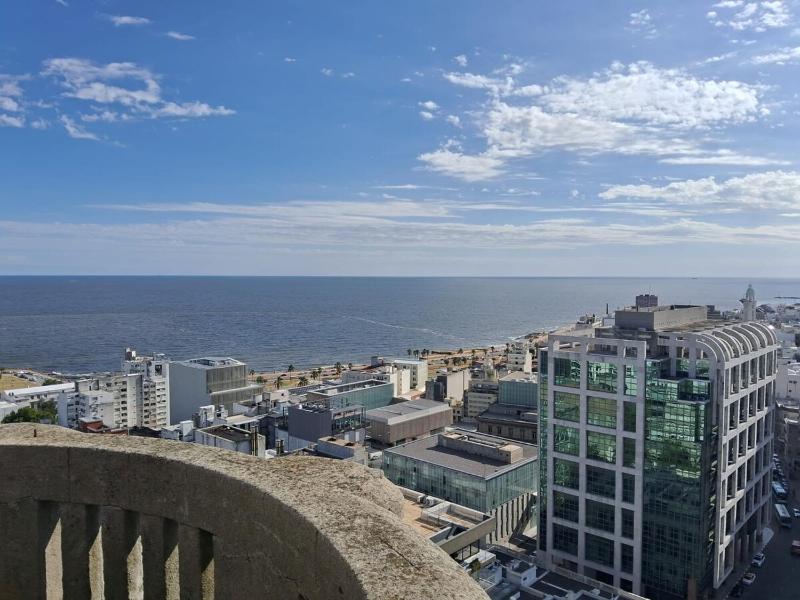 Mirador del Rio y Plaza Independencia - image 7